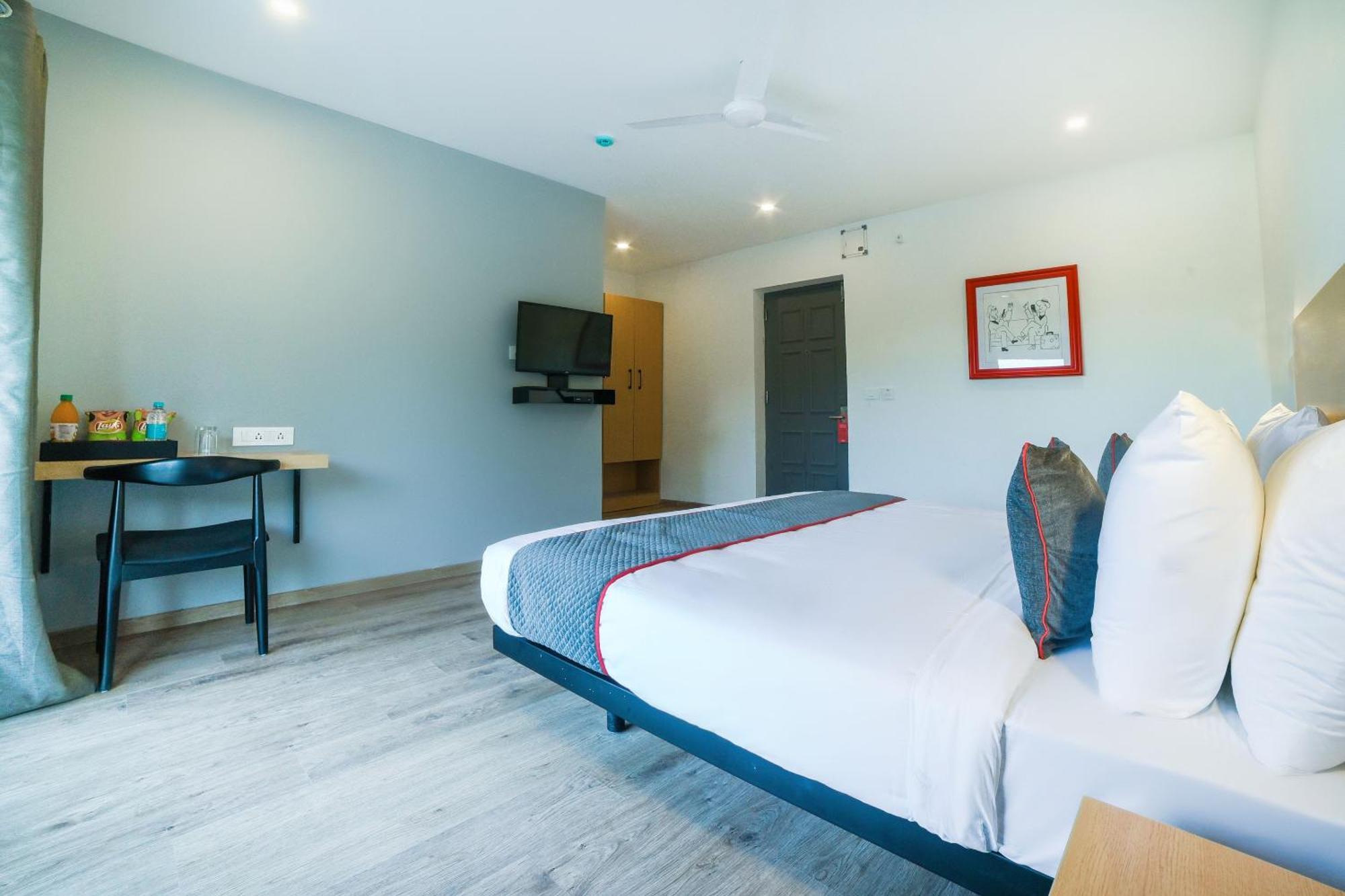 OYO Townhouse 211 Laguna Ecr Chennai Luaran gambar